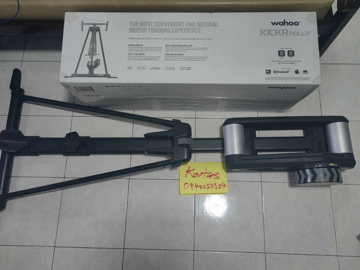 ขายเทรนเนอร์จักรยาน wahoo kickr rollr