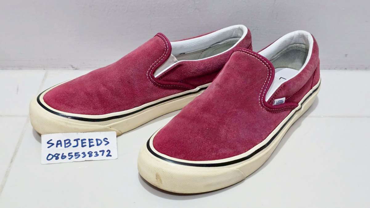 Vans2.jpg
