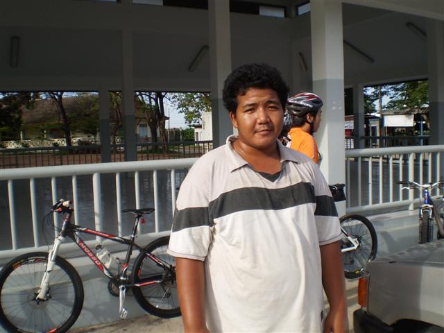 ยุทธหัตถีร่วมปลูกป่า อบต.หนองสาหร่าย 014 (Small).jpg