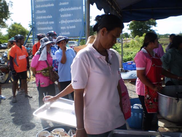 ยุทธหัตถีร่วมปลูกป่า อบต.หนองสาหร่าย 063 (Small).jpg