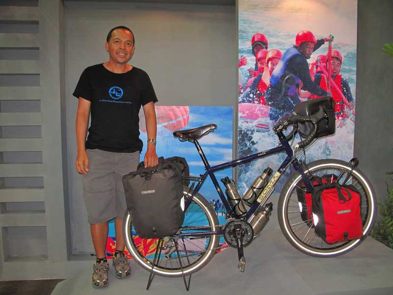 พี่ธานินท์ ผู้นำเข้า SOMA