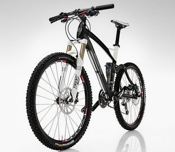 2009-mercedes-bikes-09-1280.jpg
