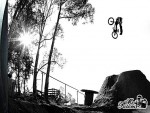 bmx_wallpaper_may_08_2a_thumb.jpg