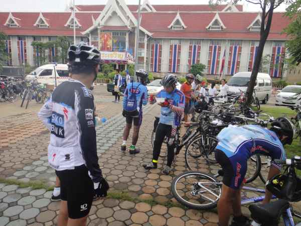 รองท้องด้วยข้าวต้ม ฯลฯ