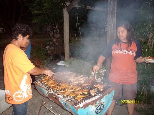 ..ปิ้ง..ไก่..ปลา..ควันโขมง..