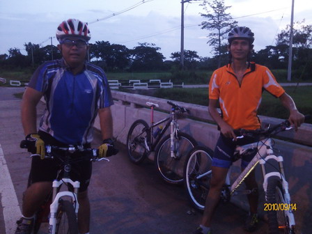 14-09-10-182051_resize.jpg