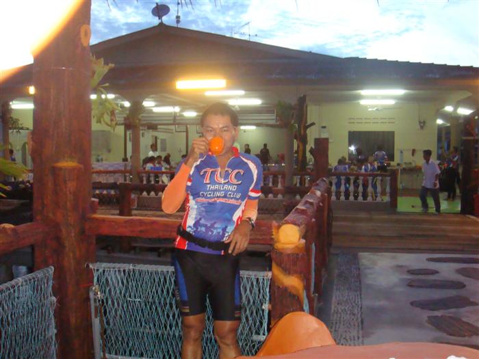 อร่อยกับอาหารเช้าที่ Kukup Resort