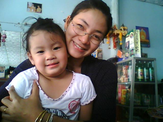 ส่วนอันนี้แถมลูกกับแฟนครับอิอิ