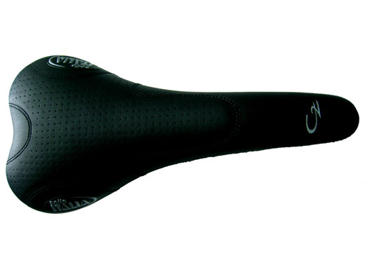 เบาะ Selle Italia รุ่น C2<br />น้ำหนัก 240g <br />ราคาปกติ 1,650 ราคาพิเศษ 1,150 บาท