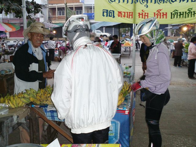 เช้ามาแวะตลาดเติมพลังงานกันหน่อย