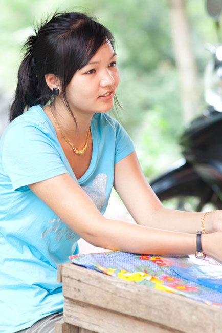 "น้อง" สาวผาฮ้อม