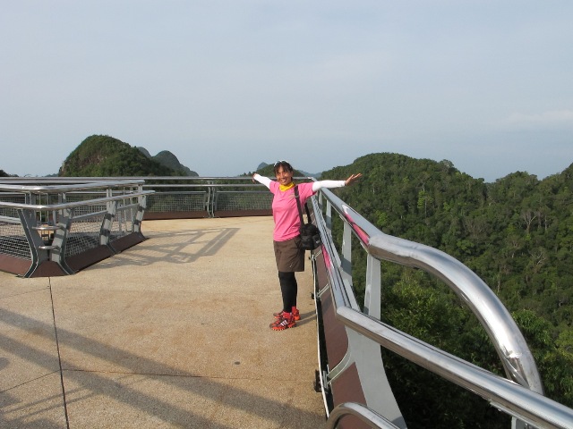 สะพานมีทางเดินยาวมาก