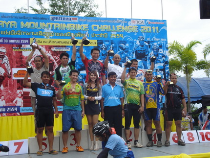 1พค พัทยา2011 018_resize.jpg