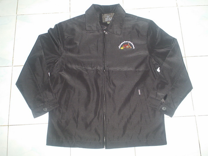 เสื้อดำยาวหน้า.jpg