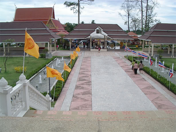 บริเวณโดยรอบวัดโบสถ์(หลวงพ่อโต)