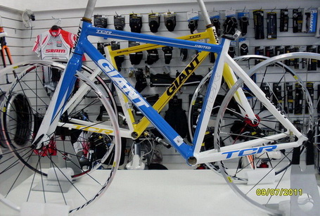 Frame TCR  Limited size 's' ทั้งสีฟ้าและสีเหลือง