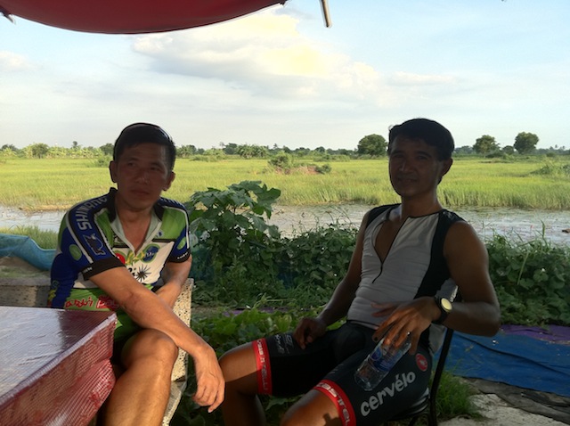 บรรยากาศริมทุ่ง