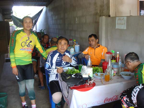 อาหารมื้อเที่ยง ก๋วยเตี๋ยวยูโด.jpg