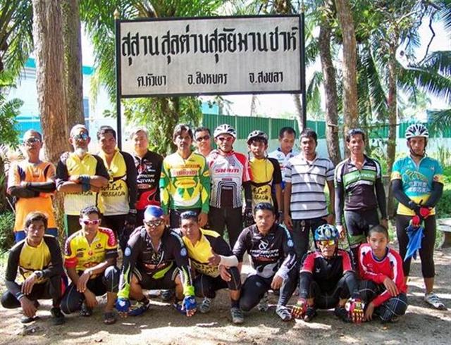 สุสาน 2(Small) (Small).JPG