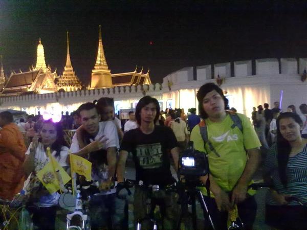 ณ หนามหลวง (Custom).jpg