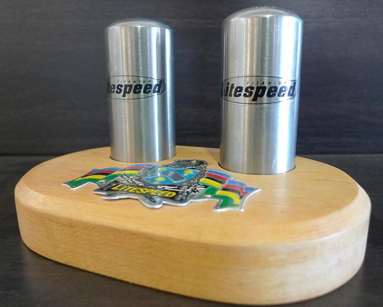 Litespeed Salt and Pepper Shaker-04.JPG
