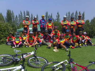 19102008322.jpg