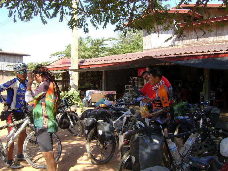 9เช้าเราเที่ยงเขา.jpg