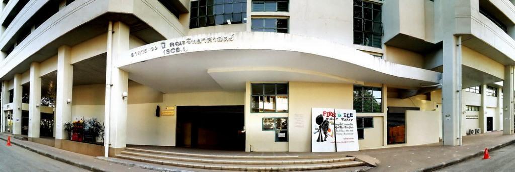 slide-120118175305.jpg