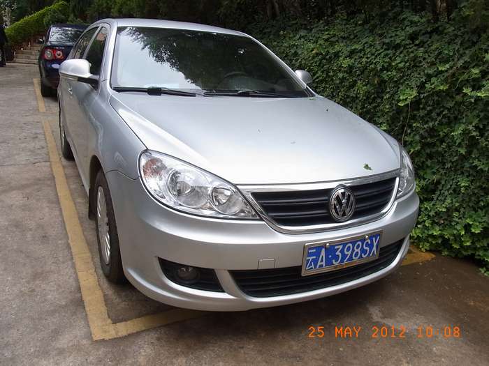 R3323973.jpg