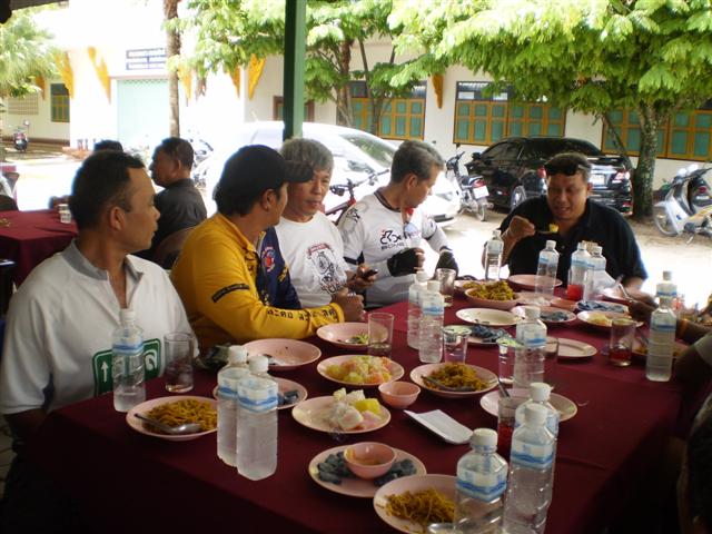 P8100030 (Small).JPG