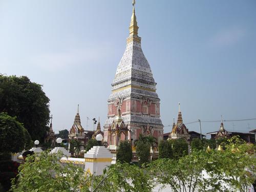 ถึงแล้วพระธาตุเรณู