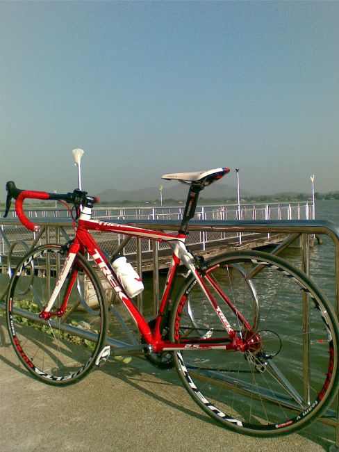 trek1.jpg