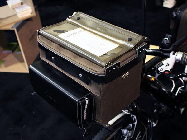 brooks_handlebar_bag_600.jpg
