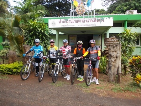 หาดชมตะวัน อ.เสิงสาง