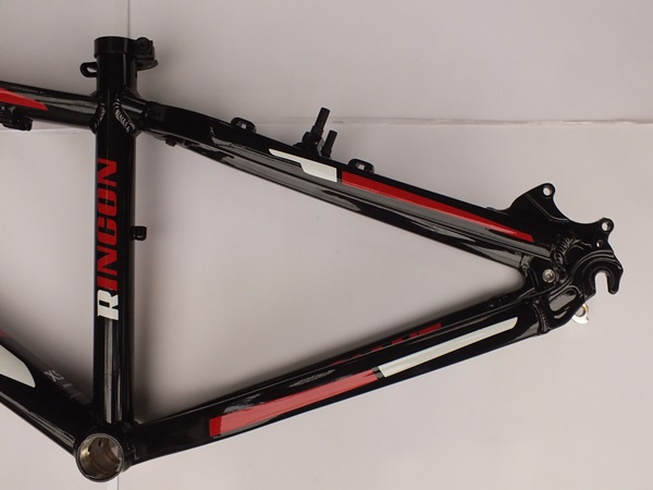 เฟรมMTB Giant sizeXS ดำแดง003.JPG