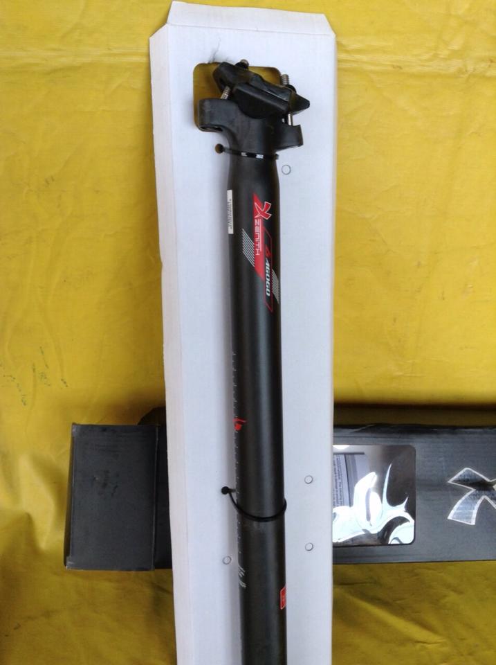 Seat post Zenith carbon 3.jpg