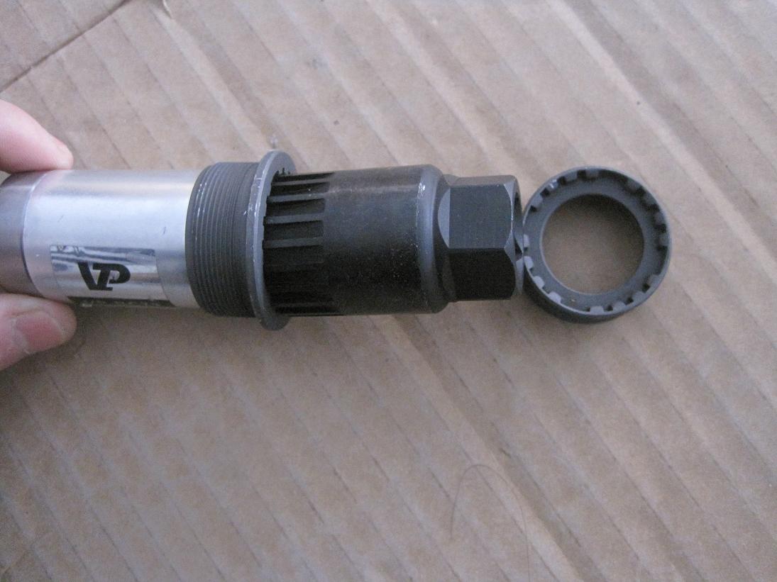 Sealed Bottom Bracket Remover how to.jpg