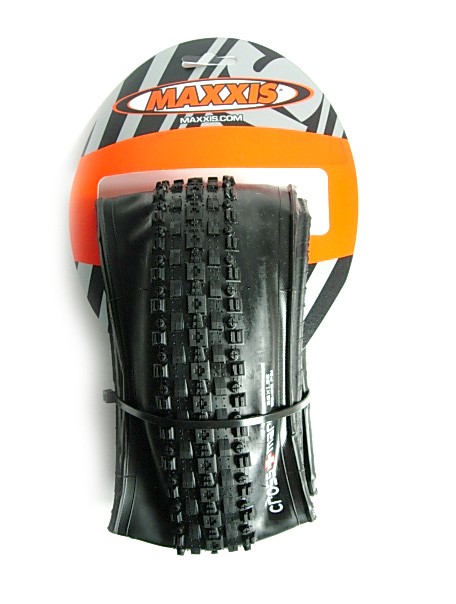 maxxis_crossmark_bicycle_tyre_tire_26x1.95_47-559.jpg