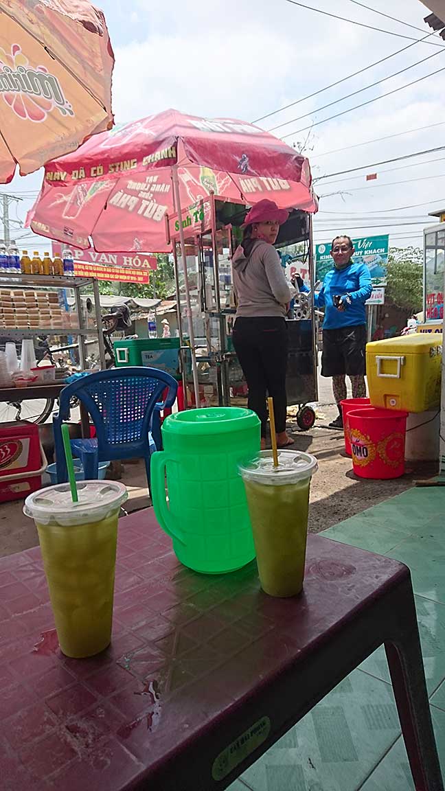 ้น้ำอ้อยคนละแก้ว กับคัสตาร์ดรสชาติอร่อย