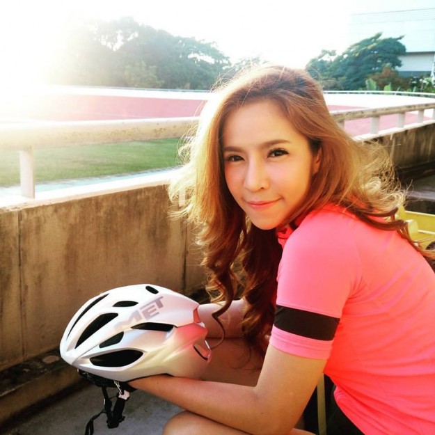พิธีกรคนสวย คุณปูนิ่ม