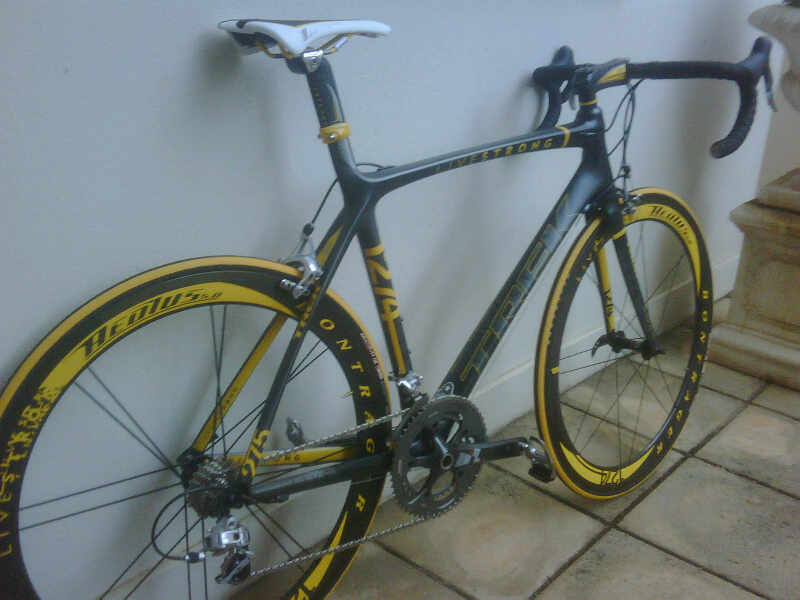lance-livestrong-bike1.jpg