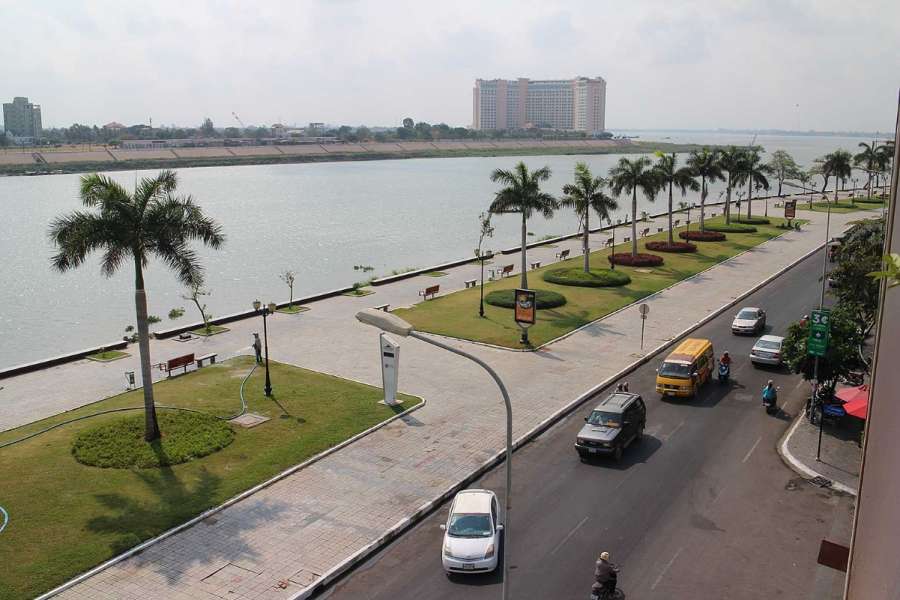 160425Cambodia001r.jpg