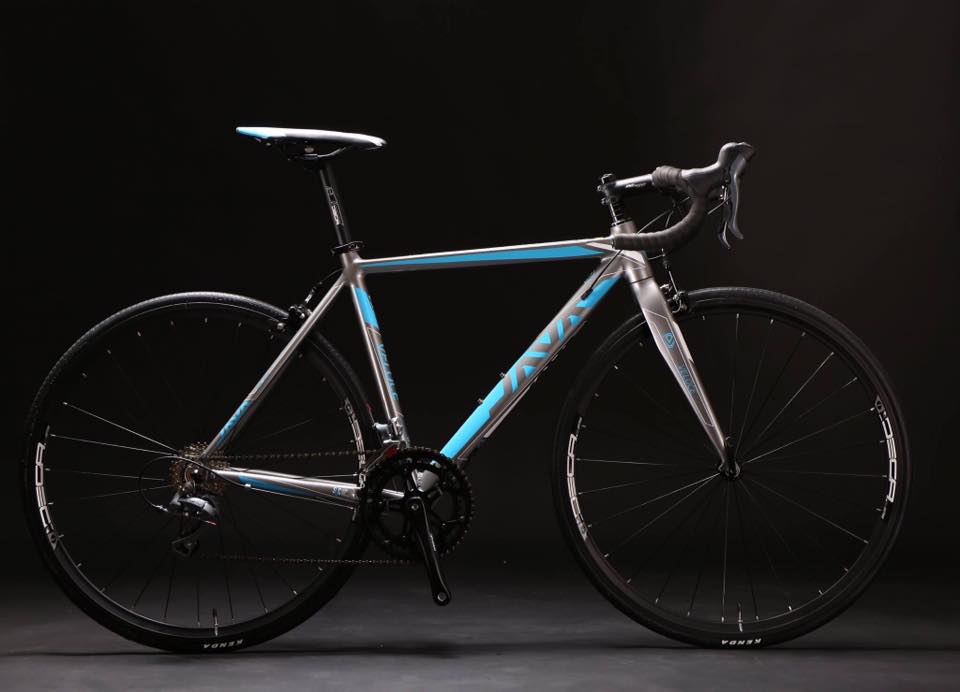 veloce น้ำเงิน.jpg