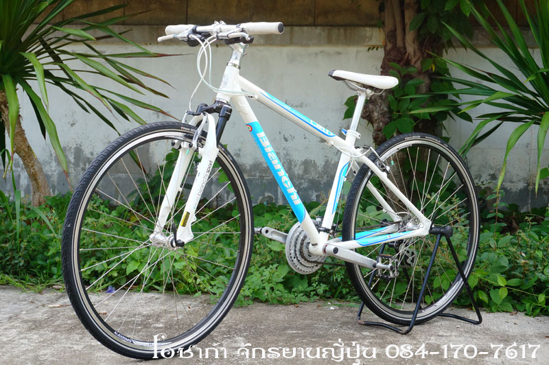 bianchi-sport-cielo-white-and-blue-04.jpg