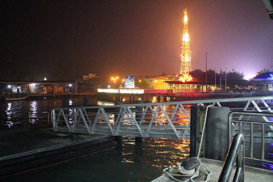 151004Lumut375r.jpg