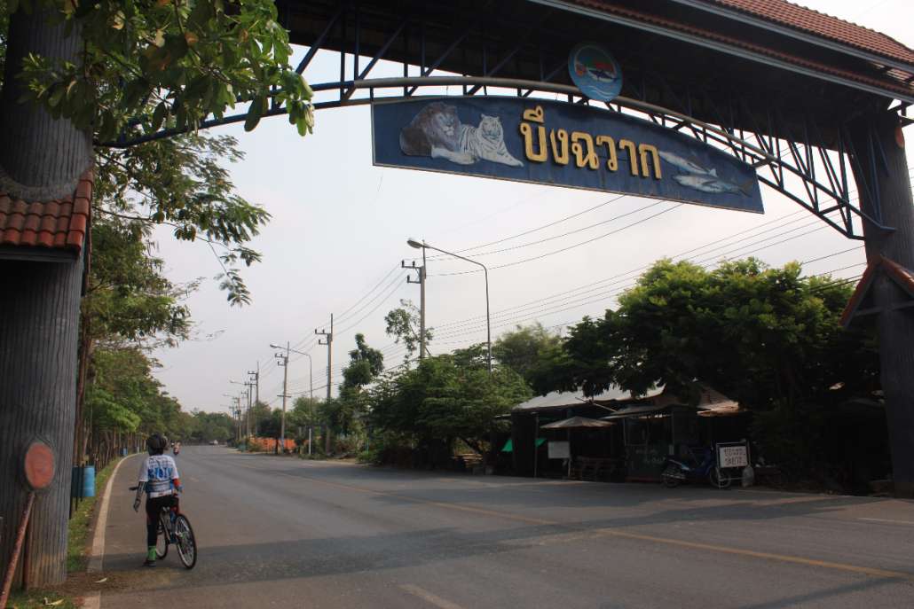 ทางเข้าดูสะอาดดีครับ