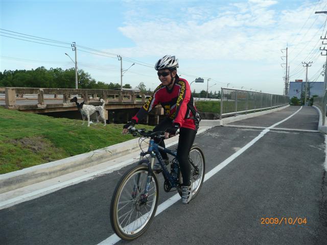 P1110415 (Small).JPG