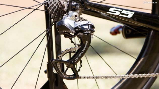 cervelo-s5-rotor-dimensiondata-nathan-haas-bike-8-1453687883221-j8yk8tuq8au1-630-80.jpg