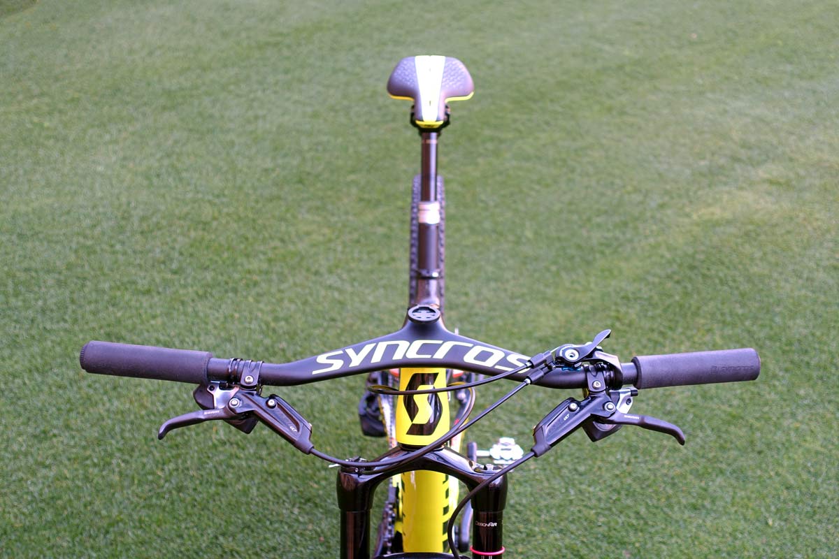 pro-bike-check-nino-schurter-2019-scott-spark-sram-racing-12.jpg