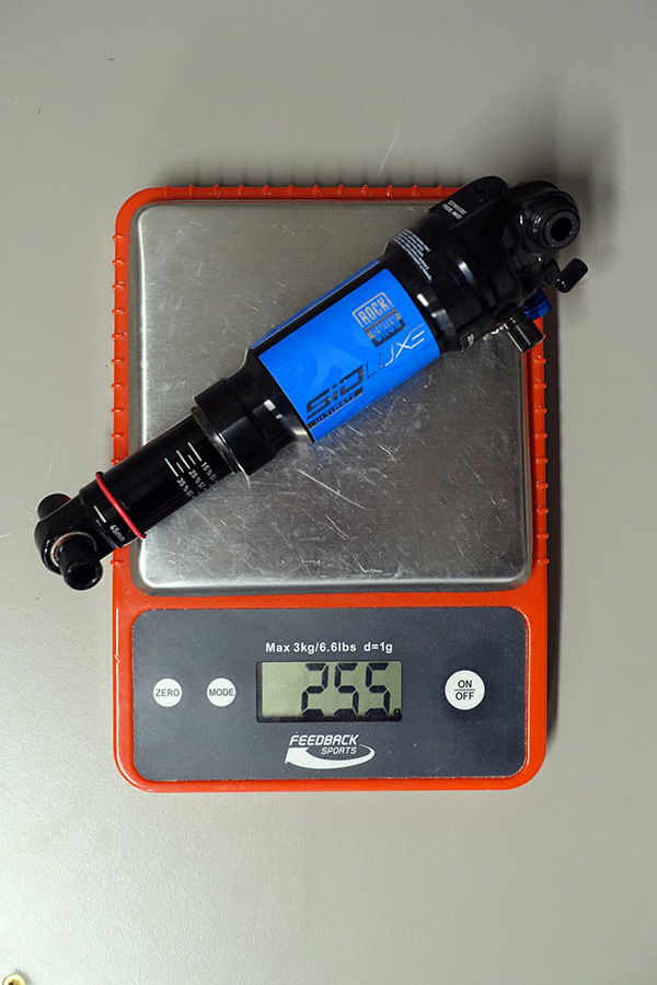 2021-rockshox-SID-LUXE-rear-shock-actual-weight-01.jpg